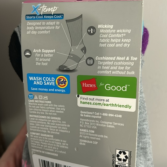 Hanes / Comfort Fit 4 Pair Crew Socks - Picture 7 of 7